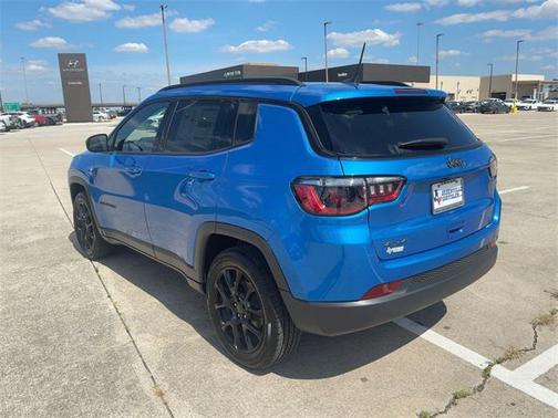 2025 Jeep Compass Latitude