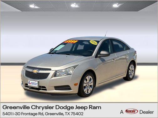 Champagne Silver Metallic 2013 Chevrolet Cruze LS