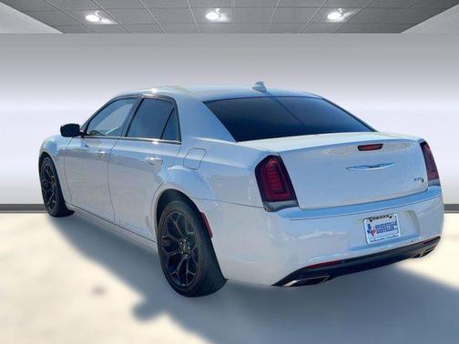 2020 Chrysler 300 S