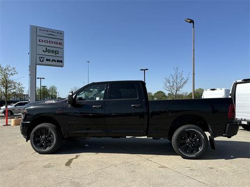 2025 RAM 2500 Big Horn Crew Cab 4x4 6'4' Box