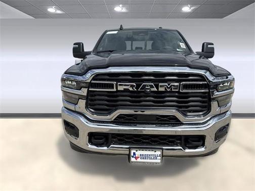 2025 RAM 2500 Tradesman Crew Cab 4x4 6'4' Box