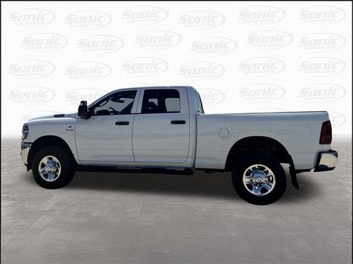 2025 RAM 2500 Tradesman Crew Cab 4x4 6'4' Box