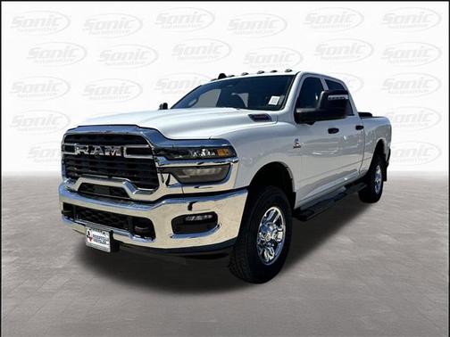 2025 RAM 2500 Tradesman Crew Cab 4x4 6'4' Box