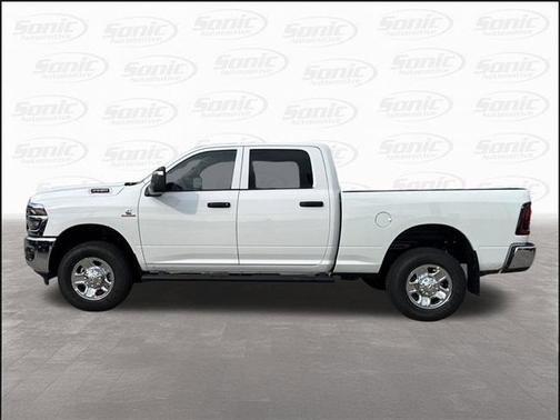 2025 RAM 2500 Tradesman Crew Cab 4x4 6'4' Box