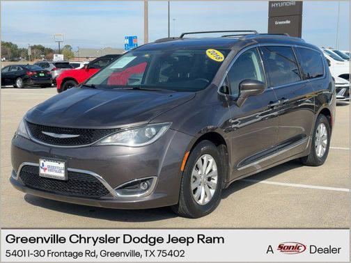 2018 Chrysler Pacifica Touring-L