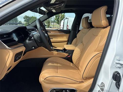 2025 Jeep Grand Cherokee L Summit Reserve