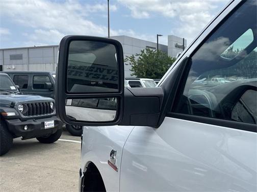 2025 RAM 2500 Tradesman Crew Cab 4x4 6'4' Box