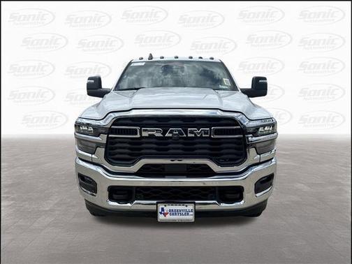 2025 RAM 2500 Tradesman Crew Cab 4x4 6'4' Box