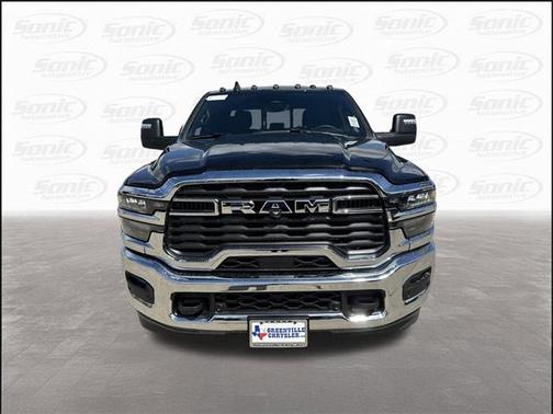 2025 RAM 2500 Tradesman Crew Cab 4x4 6'4' Box