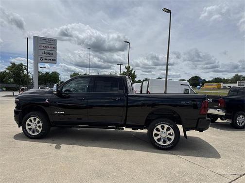 2025 RAM 2500 Laramie Crew Cab 4x4 6'4' Box