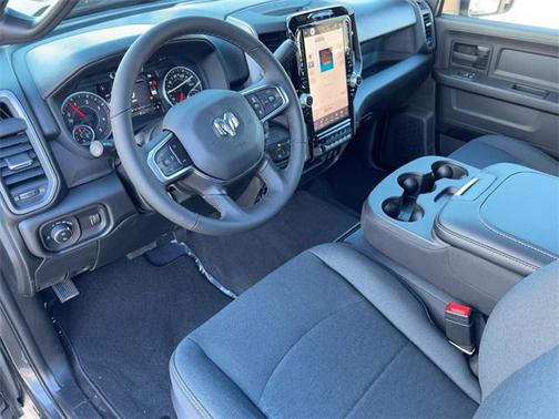 2026 RAM 3500 Tradesman Crew Cab 4x4 8' Box