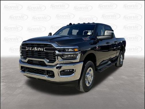 2025 RAM 2500 Tradesman Crew Cab 4x4 6'4' Box