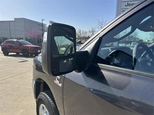 2025 RAM 2500 Tradesman Crew Cab 4x4 6'4' Box