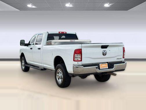 2024 RAM 2500 Tradesman Crew Cab 4x4 8' Box