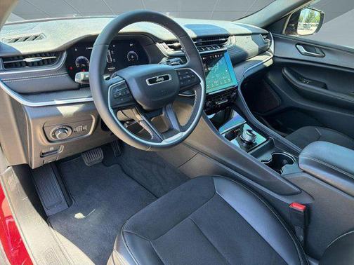 Velvet Red Pearlcoat 2024 Jeep Grand Cherokee Altitude