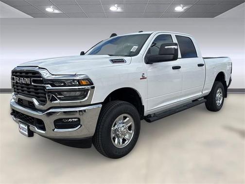 2025 RAM 2500 Tradesman Crew Cab 4x4 6'4' Box