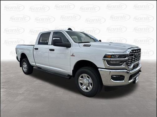 2025 RAM 2500 Tradesman Crew Cab 4x4 6'4' Box