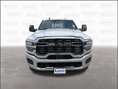 2025 RAM 2500 Tradesman Crew Cab 4x4 6'4' Box