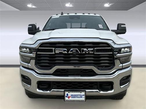 2025 RAM 2500 Tradesman Crew Cab 4x4 6'4' Box