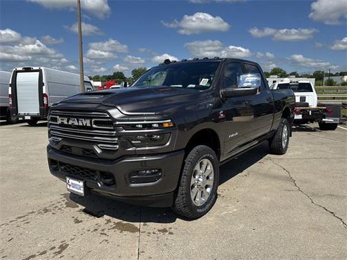 2025 RAM 2500 Laramie Crew Cab 4x4 6'4' Box