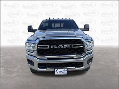 2024 RAM 3500 Tradesman Crew Cab 4x4 8' Box
