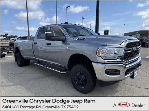 2024 RAM 3500 Tradesman Crew Cab 4x4 8' Box