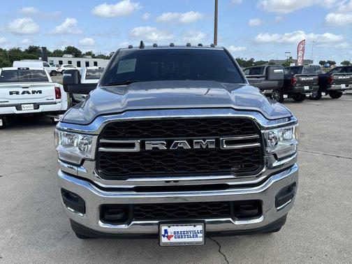 2024 RAM 3500 Tradesman Crew Cab 4x4 8' Box