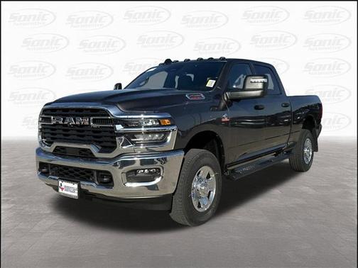 2025 RAM 2500 Tradesman Crew Cab 4x4 6'4' Box