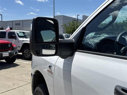 2025 RAM 2500 Tradesman Crew Cab 4x4 6'4' Box