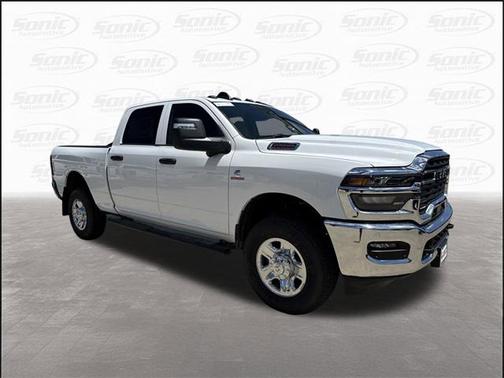 2025 RAM 2500 Tradesman Crew Cab 4x4 6'4' Box