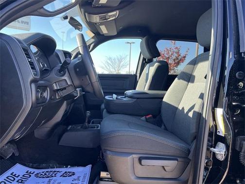 2024 RAM 3500 Tradesman Crew Cab 4x4 6'4' Box