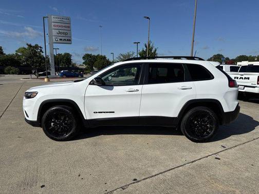 2023 Jeep Cherokee Altitude