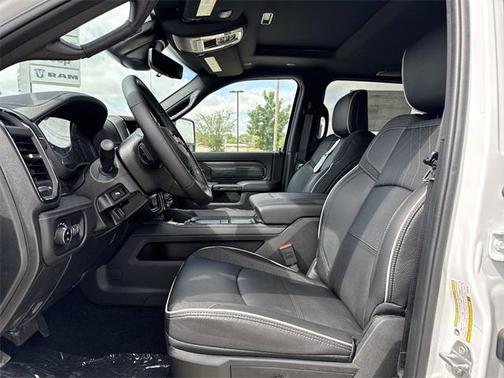 2025 RAM 2500 Limited Crew Cab 4x4 6'4' Box