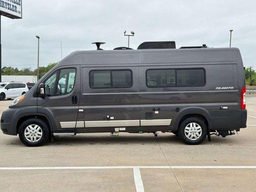 Granite Crystal Metallic Clearcoat 2017 RAM ProMaster 3500 High Roof
