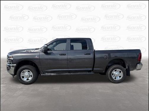 2025 RAM 2500 Tradesman Crew Cab 4x4 6'4' Box