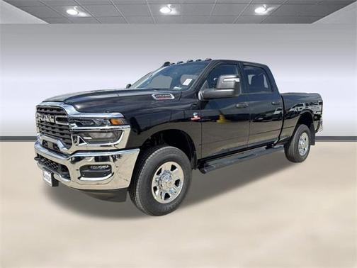 2025 RAM 2500 Tradesman Crew Cab 4x4 6'4' Box