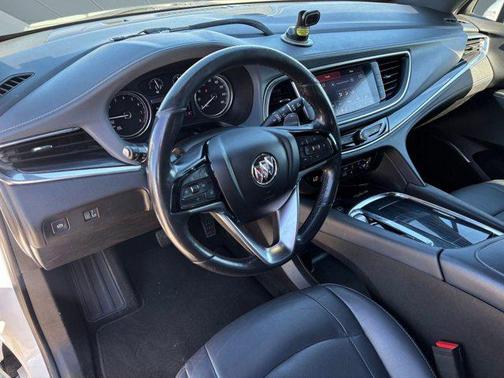 2022 Buick Enclave FWD Essence