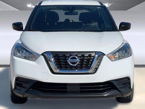 2020 Nissan Kicks S