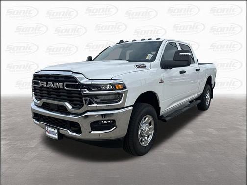 2025 RAM 2500 Tradesman Crew Cab 4x4 6'4' Box