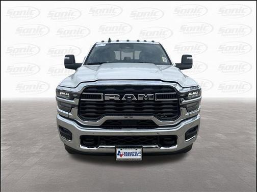 2025 RAM 2500 Tradesman Crew Cab 4x4 6'4' Box