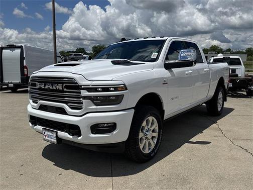2025 RAM 2500 Laramie Crew Cab 4x4 6'4' Box