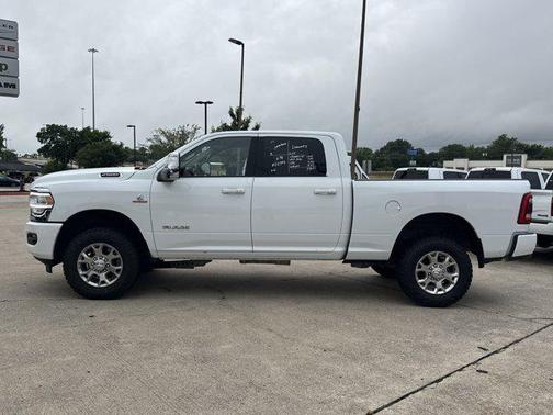 2024 RAM 2500 Laramie Crew Cab 4x4 6'4' Box