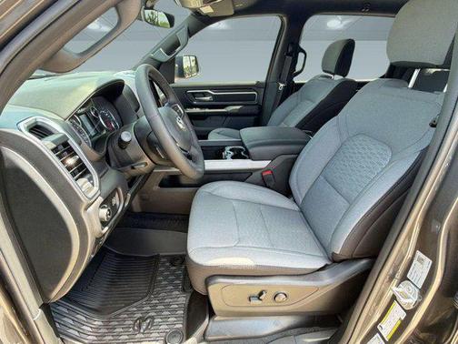 Granite Crystal Metallic Clearcoat 2026 RAM 1500 Lone Star