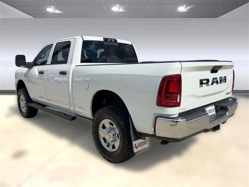 2025 RAM 2500 Tradesman Crew Cab 4x4 6'4' Box