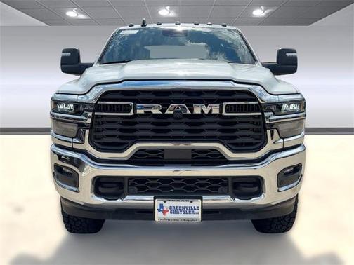 2025 RAM 2500 Tradesman Crew Cab 4x4 6'4' Box