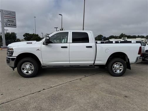 2025 RAM 2500 Tradesman Crew Cab 4x4 6'4' Box