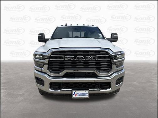 2025 RAM 2500 Tradesman Crew Cab 4x4 6'4' Box