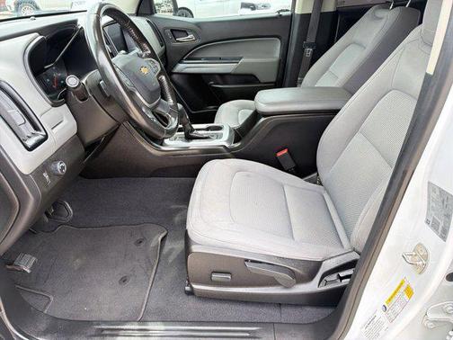 Summit White 2020 Chevrolet Colorado LT