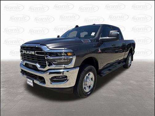 2025 RAM 2500 Tradesman Crew Cab 4x4 6'4' Box