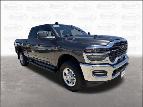 2025 RAM 2500 Tradesman Crew Cab 4x4 6'4' Box